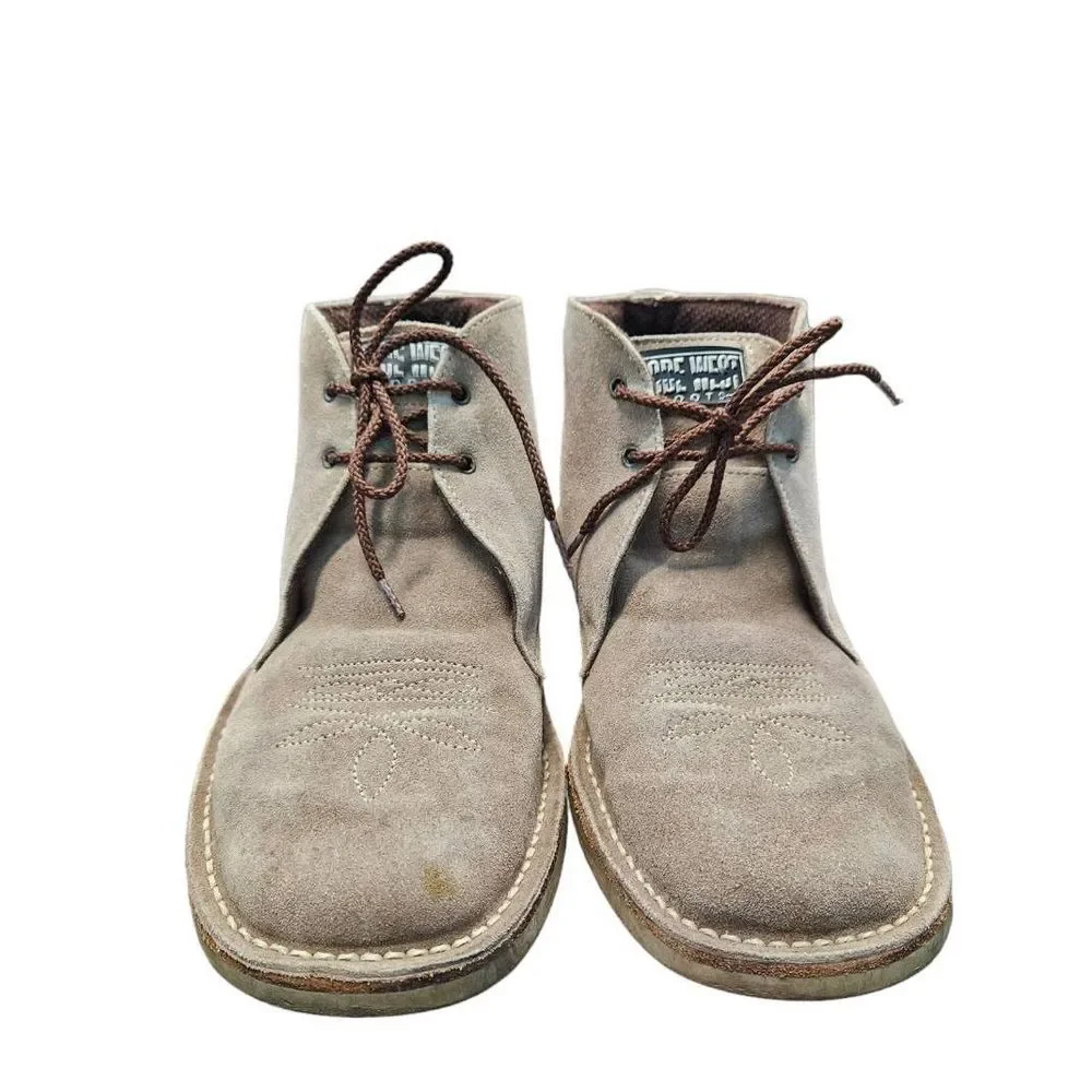 Code West Gray Suede Chukka Boots Men's Size 9.5